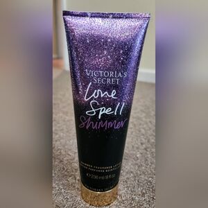 NWOT Victoria Secret Shimmer Body Lotion